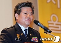 축사하는 김정석 서울경찰청장