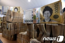 압수된 현금다발