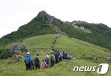 무등산 국립공원 내달 8일 정상 개방