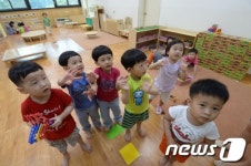 위킹맘도 안심하게, 직장 내 어린이집 확대