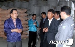 [단신] 정기호 영광군수, 투자유치기업 방문