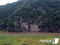 장마가 두려운 반구대암각화
