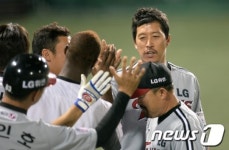 LG 이병규, 최고령 사이클링 히트 대기록 작성