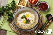 여름철 최고의 별미 안동국시