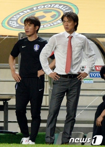 홍명보 첫 호, 아쉬운 무승부