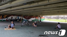 [단신] 강릉 33℃ 웃도는 폭염