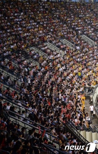 2013 프로야구, 400만 관중 돌파!