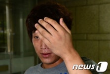 음주뺑소니 선고공판 출석하는 넥센 신현철