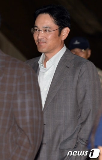 이건희 회장 마중나온 이재용 부회장