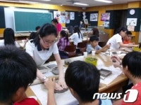인천계산여고 미술동아리 초등생에 재능기부 눈길