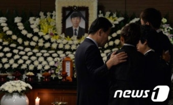 방화대교 희생자 빈소 찾은 정동영 상임고문