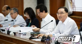 모두발언하는 정홍원 총리