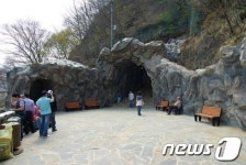 [강원의 동굴] 한여름 시원한 피서 ‘동굴’에서 즐기세요
