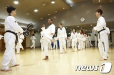 건국대 외국인학생들 태권도 체험