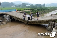 4대강검증단 무리한 준설로 다리 무너졌다