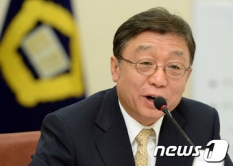 사법정책자문위 모두발언하는 오연천 위원장