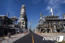 외촉법 논란 GS·SK 만을 위한 개정일까?