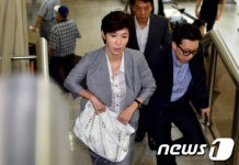 '최태원 회장 공판 참관하는 노소영 관장'