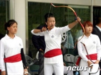 12일,  '단양군수기차지 충북 남여 궁도대회’