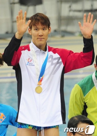 마린보이 박태환 '3관왕'