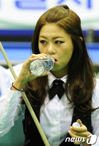 물마시는 '당구여제' 김가영