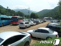 ‘산속의 보물’ 산막이옛길, 편의시설 낙제점