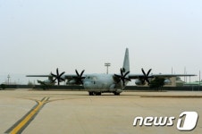 C-130 이륙준비 완료