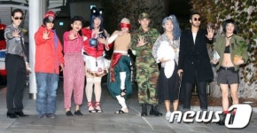 충격 공항패션 선보인 슈퍼주니어