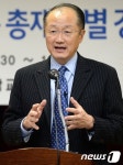 김용 총재, 학생들 만나 강연