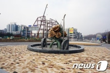 원주시, 수억 들인 조형물·분수대…평가 분분