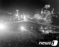 1965년 서울광장 모습은?