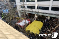 지금 민주노총 앞은...