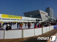 광주시청 야외 스케이트장 대박…5천여 명 이용