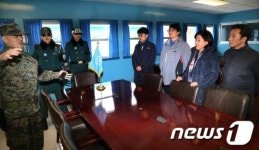 판문점 설명듣은 정의당