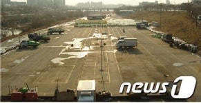 강릉시, 남대천 둔치 농산물 새벽시장 새롭게 단장