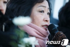 눈시울 붉어진 용산참사 유가족