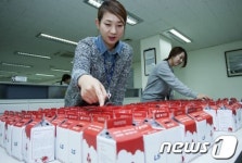 LS엠트론 ㈜전주공장직원들, 저금통 246개 기부
