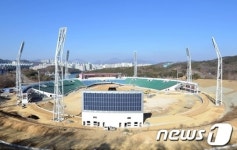모습 갖춰가는 울산야구장