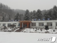 제천교육청, 폐교 임차인에 권리금 요구