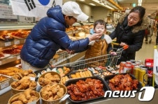 야식 골라볼까?