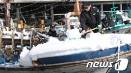 선상에서도 제설작업