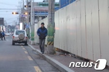 진주, 차도로 내몰린 시민 대형사고 노출