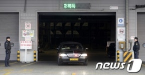 이집트 테러 희생자 김홍열·김진규씨 유해 도착