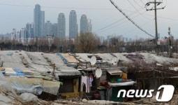 강남구청장, 구룡마을 관련 형사고발 무혐의