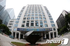 서울국세청, 고액체납자 출국 방치하고 탈세기업 묵인