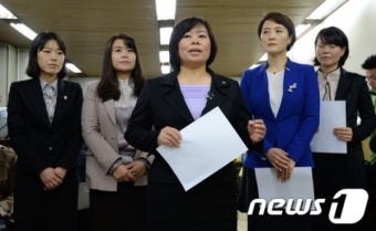 '칠곡 계모 사건' 2차 피해방지 촉구 기자회견