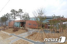 감악산 자락 남면도서관 힐링·문화지식공간 각광