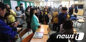 안산단원고등학교  학부모들 진도여객선 침몰 소식에 오열