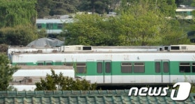 [세월호 침몰] 금수원 곳곳에 폐기 전동차가..