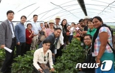 동남아 농업전문가들 홍성 친환경시설 방문